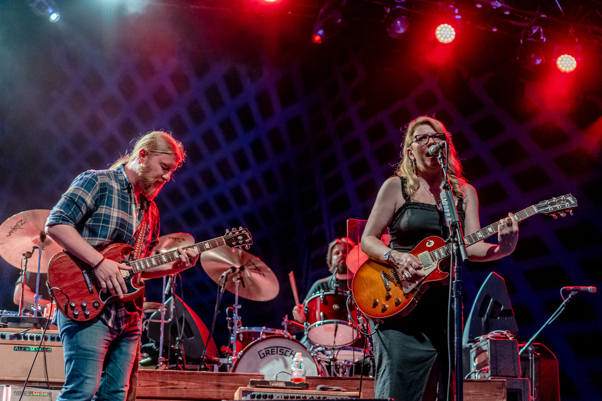 Tedeschi Trucks Band Definitely On A Roll With Wheels Of Soul Tour • Musicfestnews 