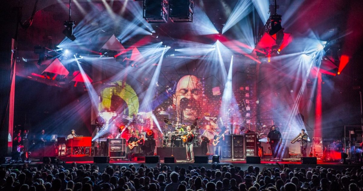 Dave Matthews Band Live On Stage