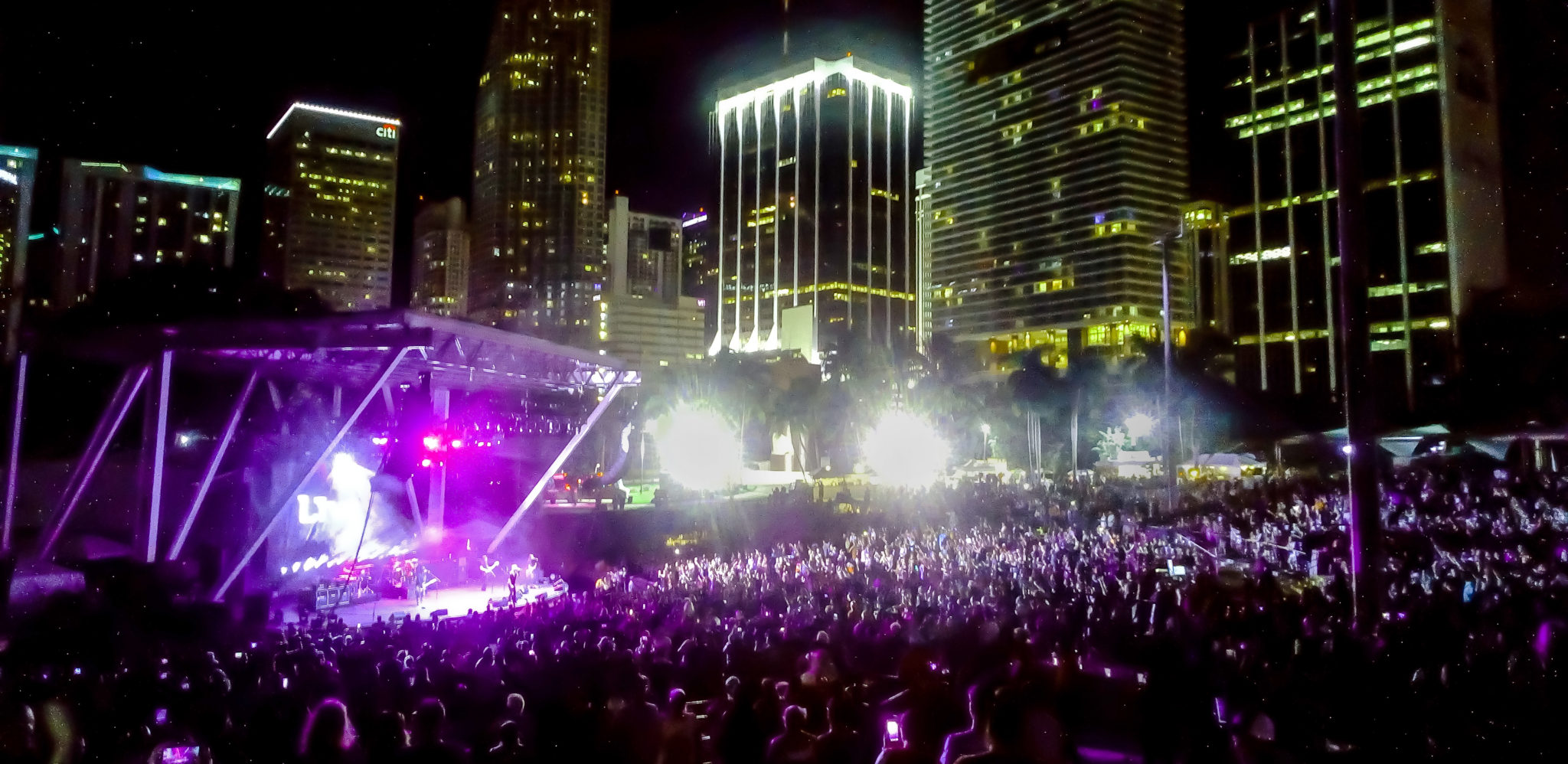 Concert Review Bush & Live Rock out Miami's Bayfront Park • MUSICFESTNEWS